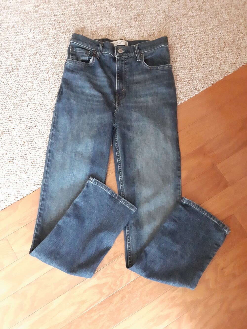 Abercrombie & Fitch The 90's Straight Ultra High Rise Jeans size 00 - Picture 8 of 10